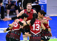 연승 올라탄 현대건설, 2위 사수+도로공사 6점 차 추격