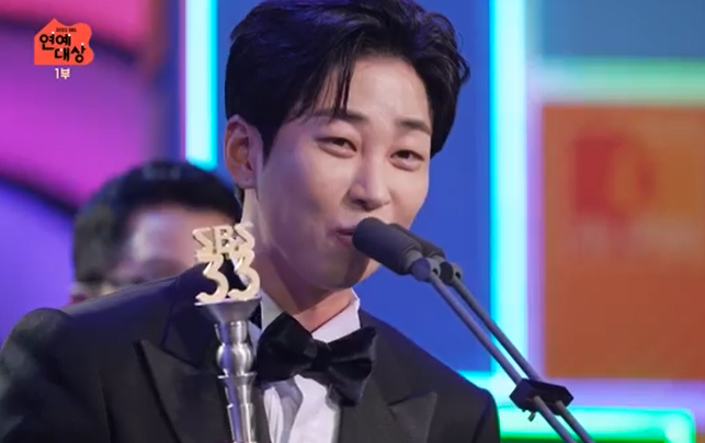 딘딘, 결국 '조폭 연루' 조세호에 일침 날렸다..."이 정도면 출연료 낮춰야"