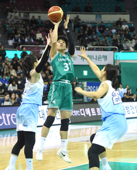 [포토] 진안 ‘수비를 뚫고’