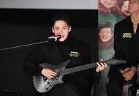 [포토]노래 실력 뽐내는 한정완