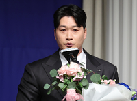 “얘들아 일희일비하지 말자”→‘선수로서 마지막 상’ 받은 오승환, 후배 마무리에게 남긴 조언은? [SS현장]