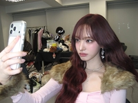 “와, 콧대 美쳤다”…아이브 리즈, 또 예뻐졌네 [★SNS]