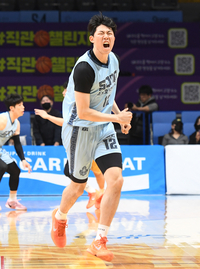 [포토]소노 강지훈의 포효