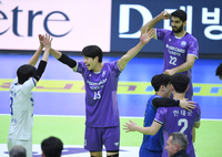 [포토] 승리 후 환호하는 우리카드