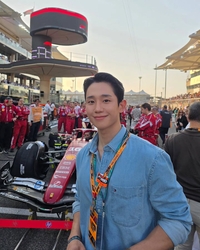 정해인, 아부다비 F1 서킷 달군 ‘눈부신 비주얼’