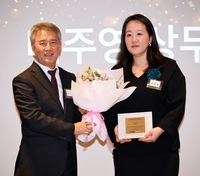 한화손보, ‘2025 대한민국 웰니스 브랜드 대상’ 수상..﻿“여성 웰니스 리딩 파트너로 진정성 있는 변화 이끈다”