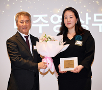 스포츠서울 ‘2025 대한민국 웰니스 브랜드 대상’, 웰니스 금융 부문 수상자 한화손해보험 배주영 상무! [포토]