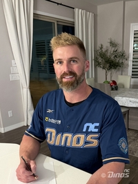 [공식] 데이비슨 130만달러 ‘페이컷’-라일리 125만달러, NC 2026년 외국인 선수 구성 완료!