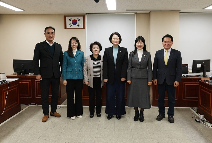안양시의회 보사환경위, 13개 사업 6억4514만원 감액