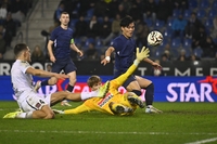 홍명보호 웃는다! ST오현규, 추가시간 극적 동점포…유럽 두 시즌 연속 두 자릿수 골