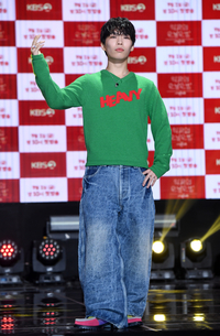 “병원에 기적이 흰눈처럼 오길”…이찬혁, 크리스마스 없는 캐롤 ‘위 위시’ 터졌다 [SS뮤직]