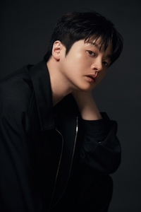 2025년 노래방 ‘최강자’ 아이돌 아니다…상위권 모두 ‘보컬’ 강세