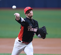 KIA ‘외인2+아쿼’, 2025년 끝나가는데 ‘감감무소식’…얼마나 진행됐나 [SS시선집중]