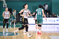 영양가 만점, 책임감 UP! 이래서 ‘베테랑’이구나…강이슬 “슈팅 안 풀리면 수비 OR 리바운드” [SS시선집중]