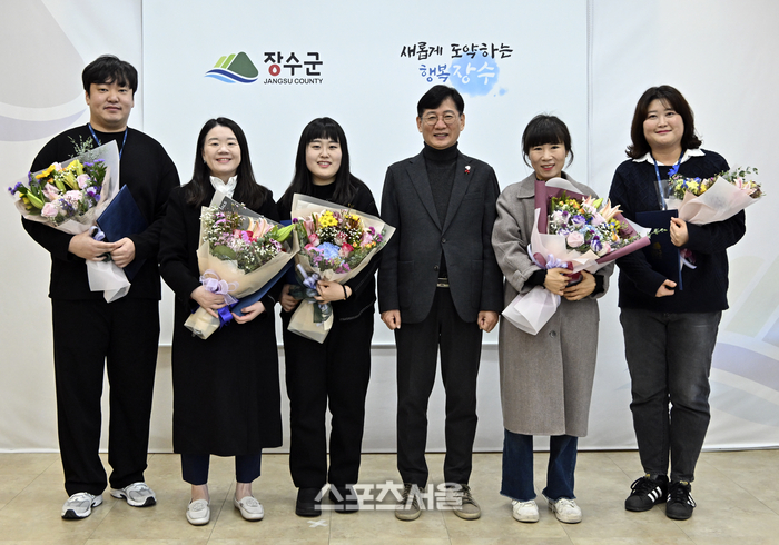 장수군, 하반기 적극행정 우수사례 3건과 우수공무원 6명 선정... ‘똑똑 알림톡 서비스’로 주민 불편 해소 등 선정