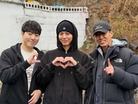 션-박보검-궤도, 영하 추위 녹인 ‘특급 온기’...“행복을 날랐습니다”