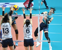 [포토] 유서연 ‘블로킹 잘 뚫었어’