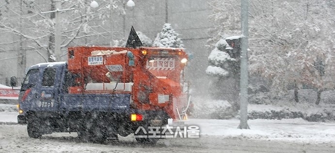 경기도, 25일부터 강추위 예보...김동연“취약계층 최우선 보호하라”