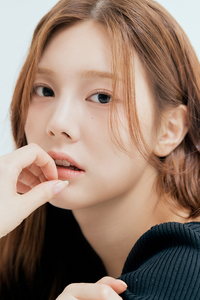 권채원, 아이돌에서 배우로 화려한 변신…스타티드엔터와 재계약