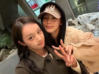 “와인 마시고 볼빨간 혜리”…아이들 미연과 함께한 ‘공주들의 성탄절’