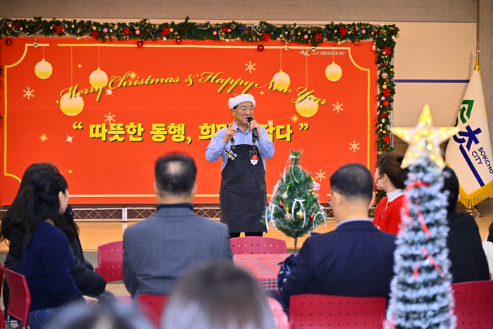 이병선 속초시장, 장애인카페 일일점장으로 나섰다