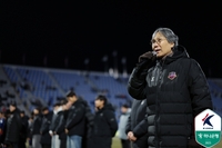 [오피셜] 김은중 아웃 그 후…‘공과 뚜렷’ 최순호 수원FC 단장도 결국 사임