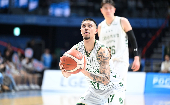 알바노 37점 맹활약! DB, 소노 꺾고 2연승... 2위 0.5경기 차이 추격 [SS고양in]