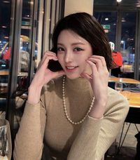 ‘음주운전 논란’ 리지, 크리스마스 근황 공개…달라진 비주얼 눈길