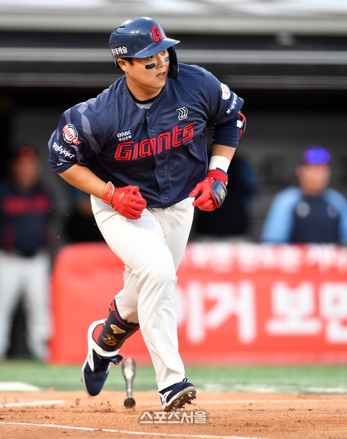 “중심 역할하겠다” 한동희·전의산·강효종·김현준·정은원…2026년 ‘군필’이 몰려온다 [SS시선집중]