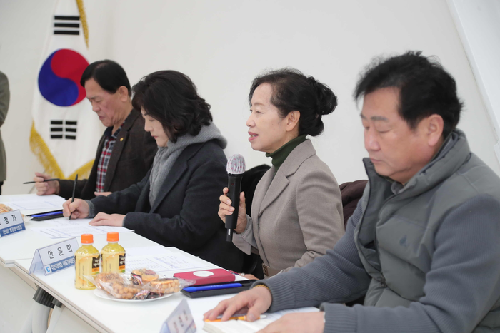 퇴계동 주민간담회 모습. 사진|춘천시청