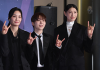 [포토] 포즈 취하는 표승주-부승관-김연경