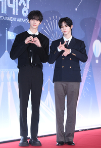 [포토] 규빈-도훈 ‘국보급 비주얼’