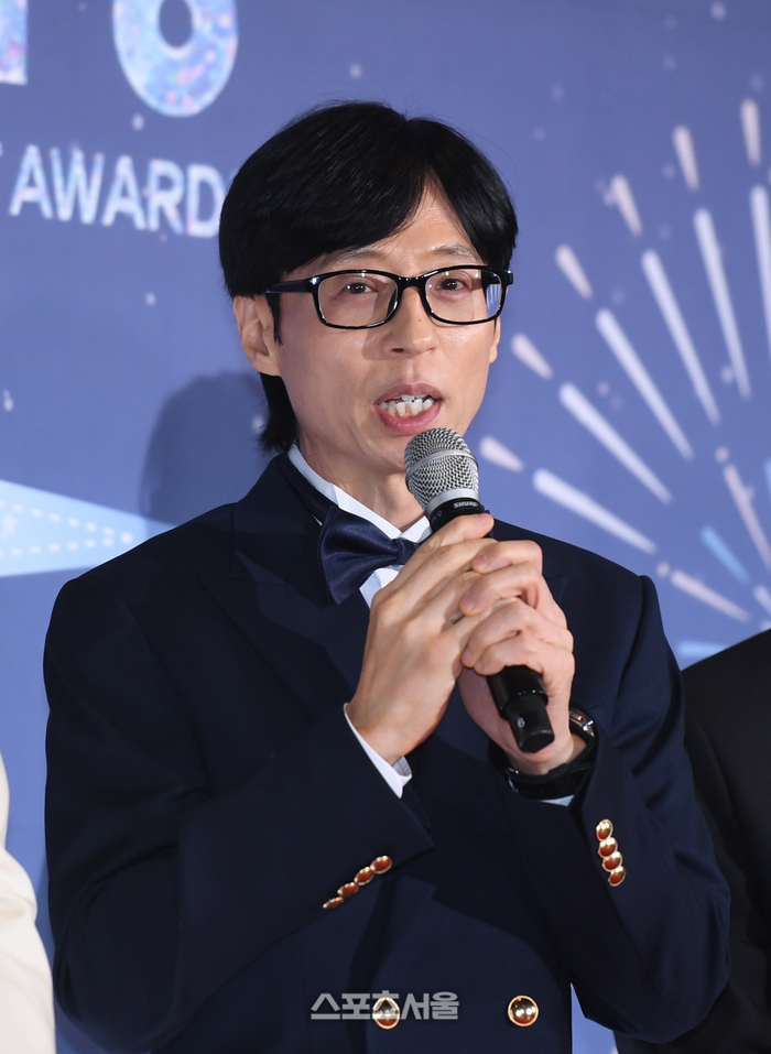 [포토] 답변하는 유재석