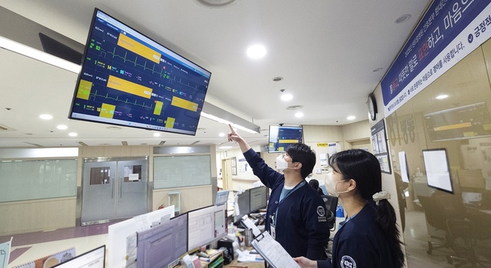 “간호사 오기 전 AI가 먼저 안다” 센트럴병원, 전 병상 실시간 모니터링 도입