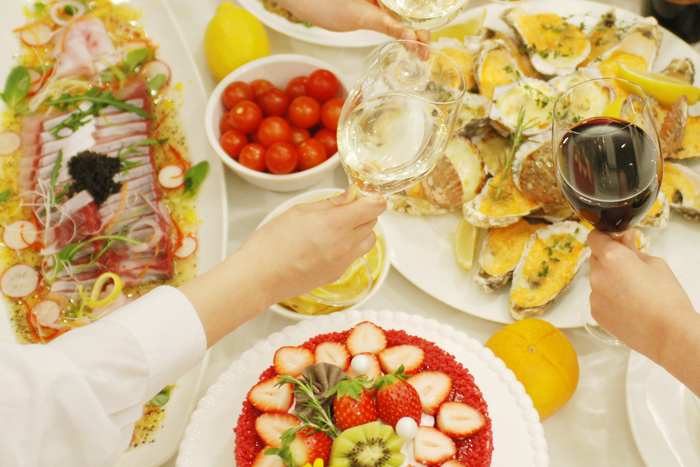 “겨울 바다의 맛, 와인에 빠지다” 서울가든호텔, 2026 새해맞이 ‘굴·방어’ 특선