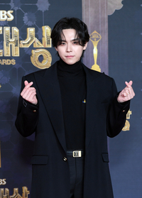 [포토]하트 만들어 보이는 김도훈