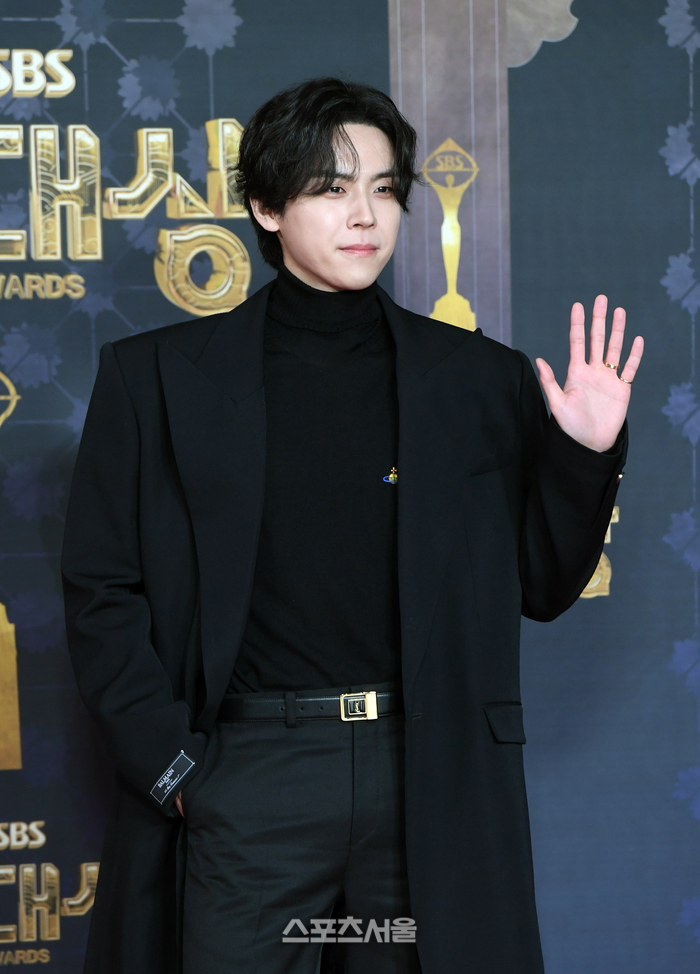 [포토]손인사 건네는 김도훈