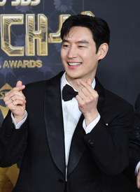 [포토]이제훈, 윙크와 함께!