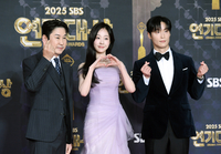 [포토]SBS 연기대상 MC 맡은 신동엽-채원빈-허남준