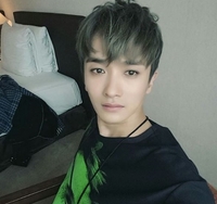 5년 침묵 깼다…젝키 김재덕, 말 없이 전한 근황에 팬들 ‘안도’