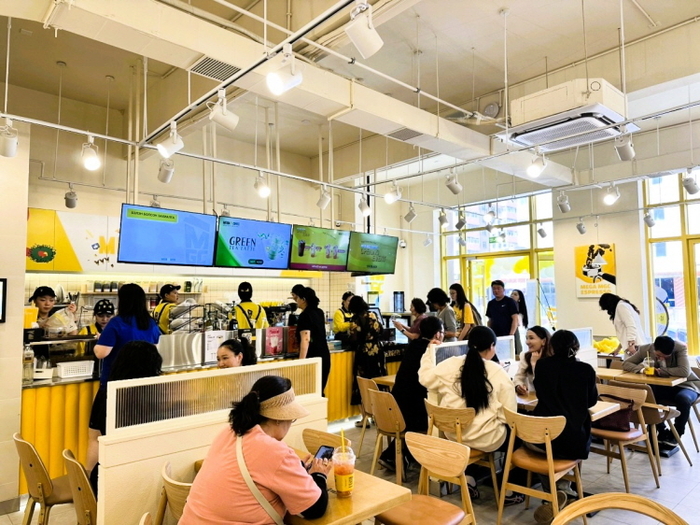 몽골 울란바토르에 위치한 메가MGC커피 매장 내부. 사진 | 메가MGC커피