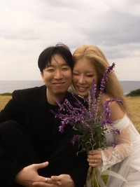 윤훼이♥세우, 10년 열애 끝 이달 25일 결혼!