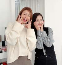 “지수짱 생일 축하해” 야노 시호가 공개한 의외의 조합