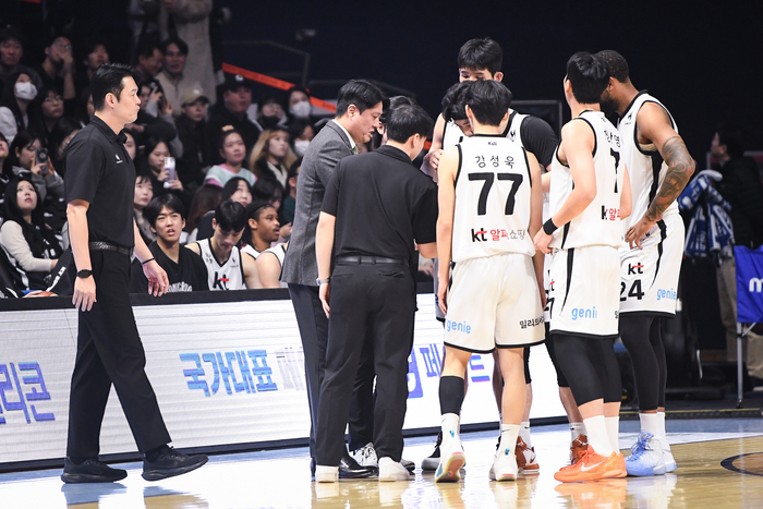 KT 농구란 이런 것! 문경은 감독 “선수단, 내 농구에 많이 익숙해져…덕분에 자신감 얻었다” [SS고양in]