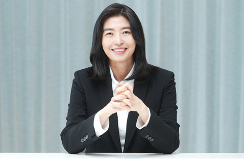 계열사 53개 줄인 카카오, ‘체질 개선’ 끝내고 ‘글로벌 팬덤 OS’ 띄운다