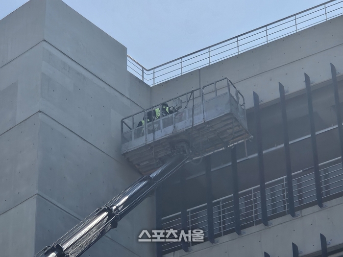 창원NC파크에서 안전점검을 진행하고 있다. 사진 | 김동영 기자 raining99@sportsseoul.com