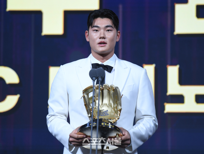 “한시즌 ‘반짝’은 없다”…NC 김주원, ‘붉은 말’의 해 각오 [SS신년인터뷰]