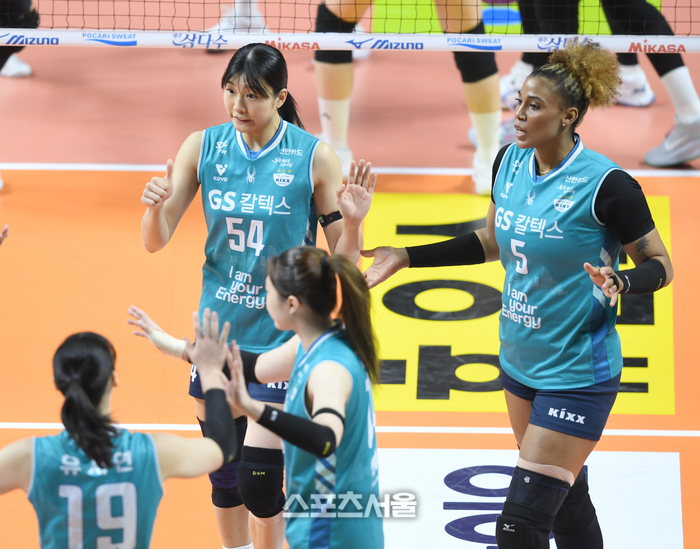 ‘실바+α’ 터지면 8연승 현대건설도 이길 수 있다…GS칼텍스, 3위 싸움에 불붙인다