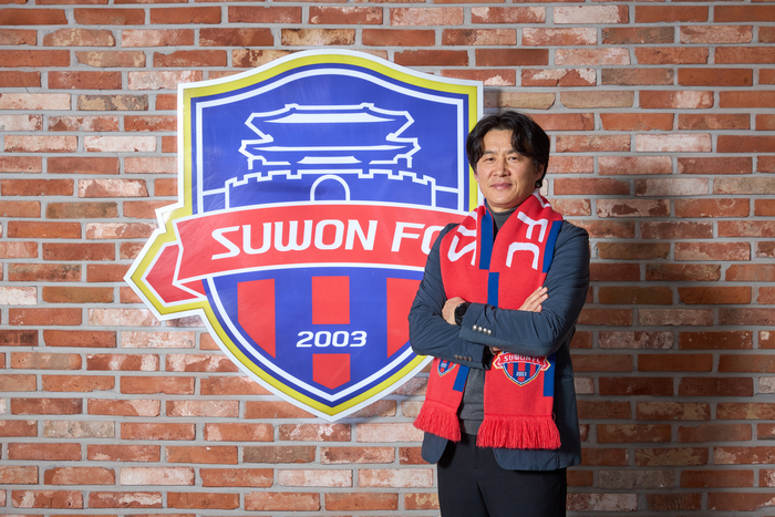 감독으로 돌아온 박건하 감독 “수원FC 사령탑 의미 있어, ‘승격’ 도전해볼 만한 일”[SS인터뷰]