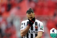 에이전트 바꾼 야잔, FC서울과 재계약 교착 상태…中하이난 입성 ‘착잡한’ 김기동 감독, 후이즈로 ‘앞문’ 해결하니 ‘뒷문’ 문제 [SS현장]